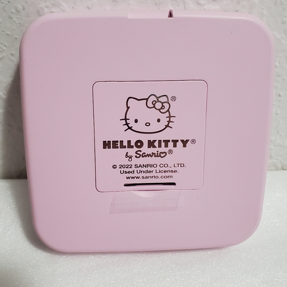 Impression for Hello Kitty Compact Mirror - Picture 4 of 9